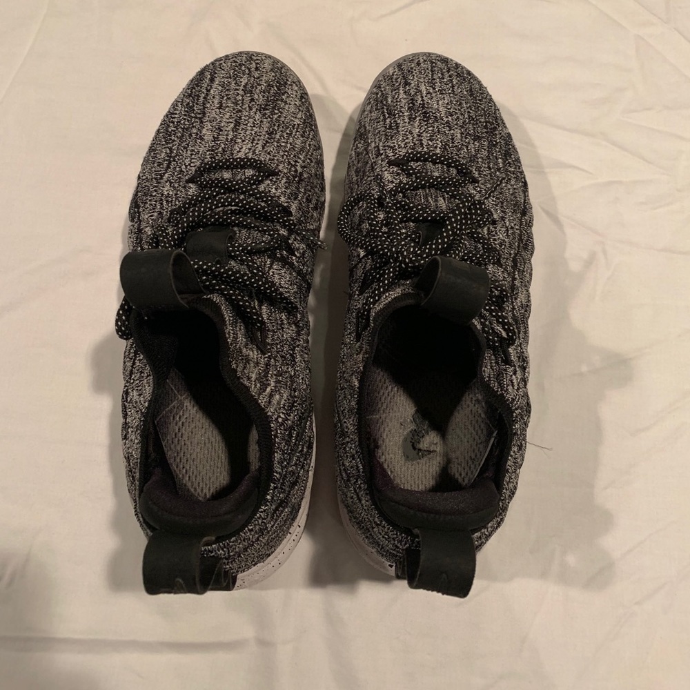 Nike LeBron 15 Lows Men’s Basketball Shoes